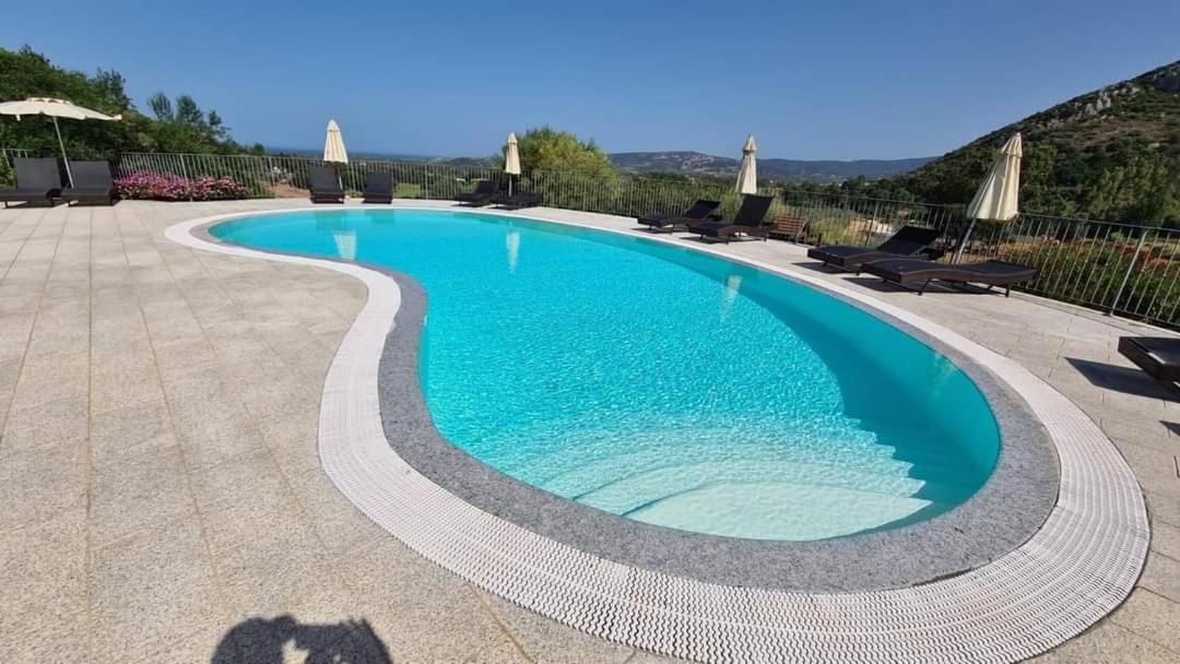 Case Vacanze Nioleo - Apartments And Pool Siniscola Zewnętrze zdjęcie