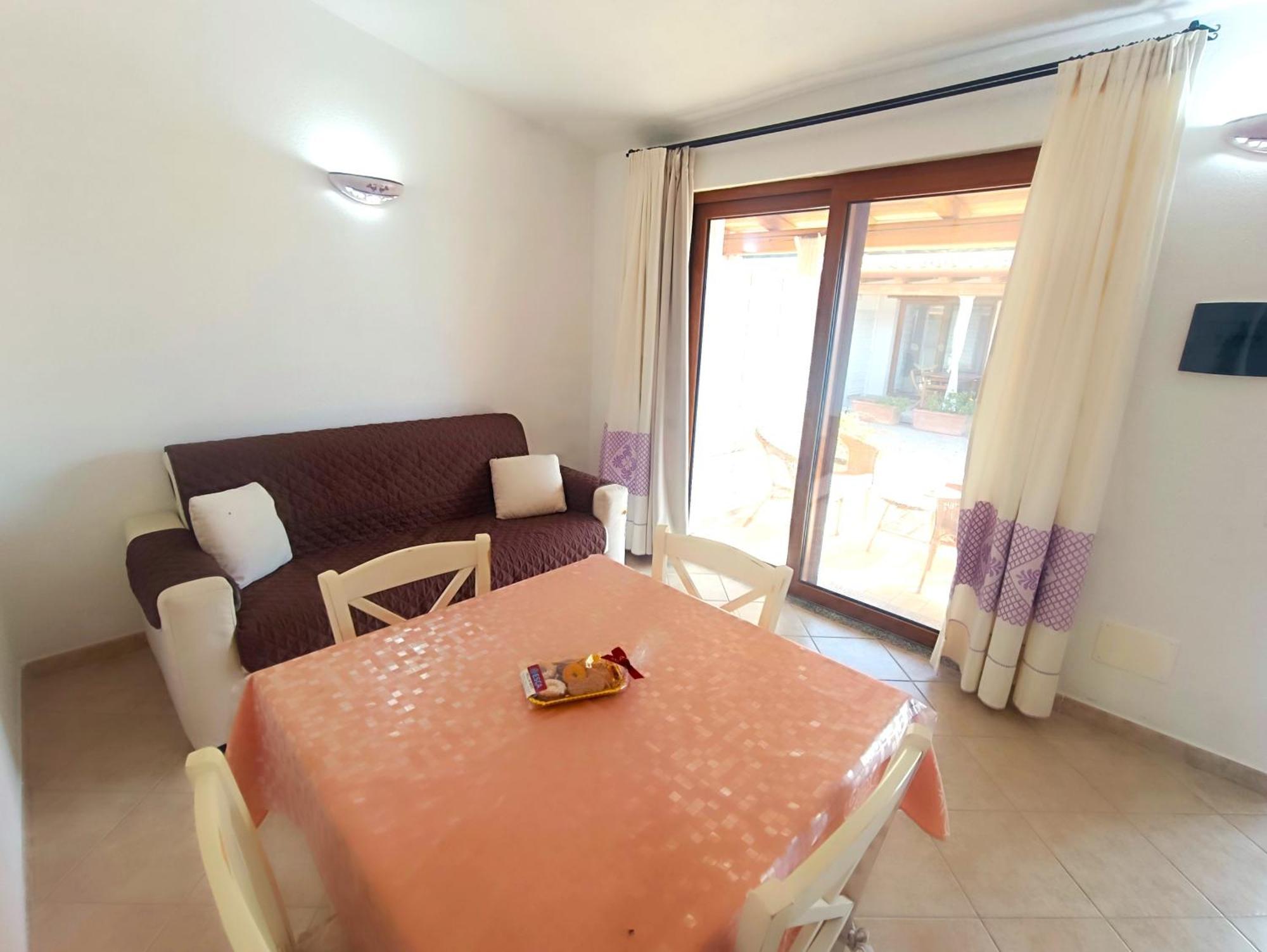 Case Vacanze Nioleo - Apartments And Pool Siniscola Zewnętrze zdjęcie