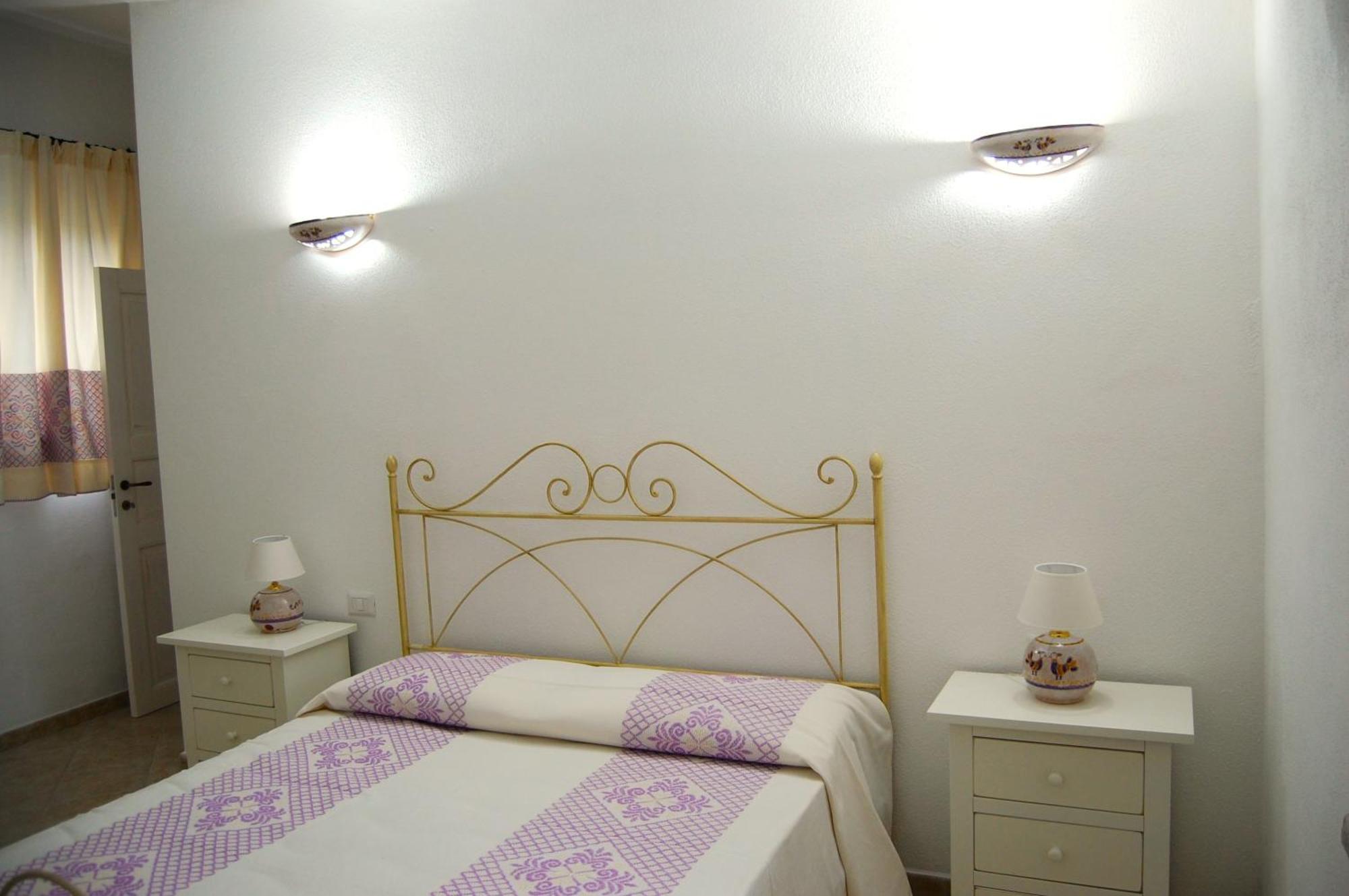 Case Vacanze Nioleo - Apartments And Pool Siniscola Zewnętrze zdjęcie