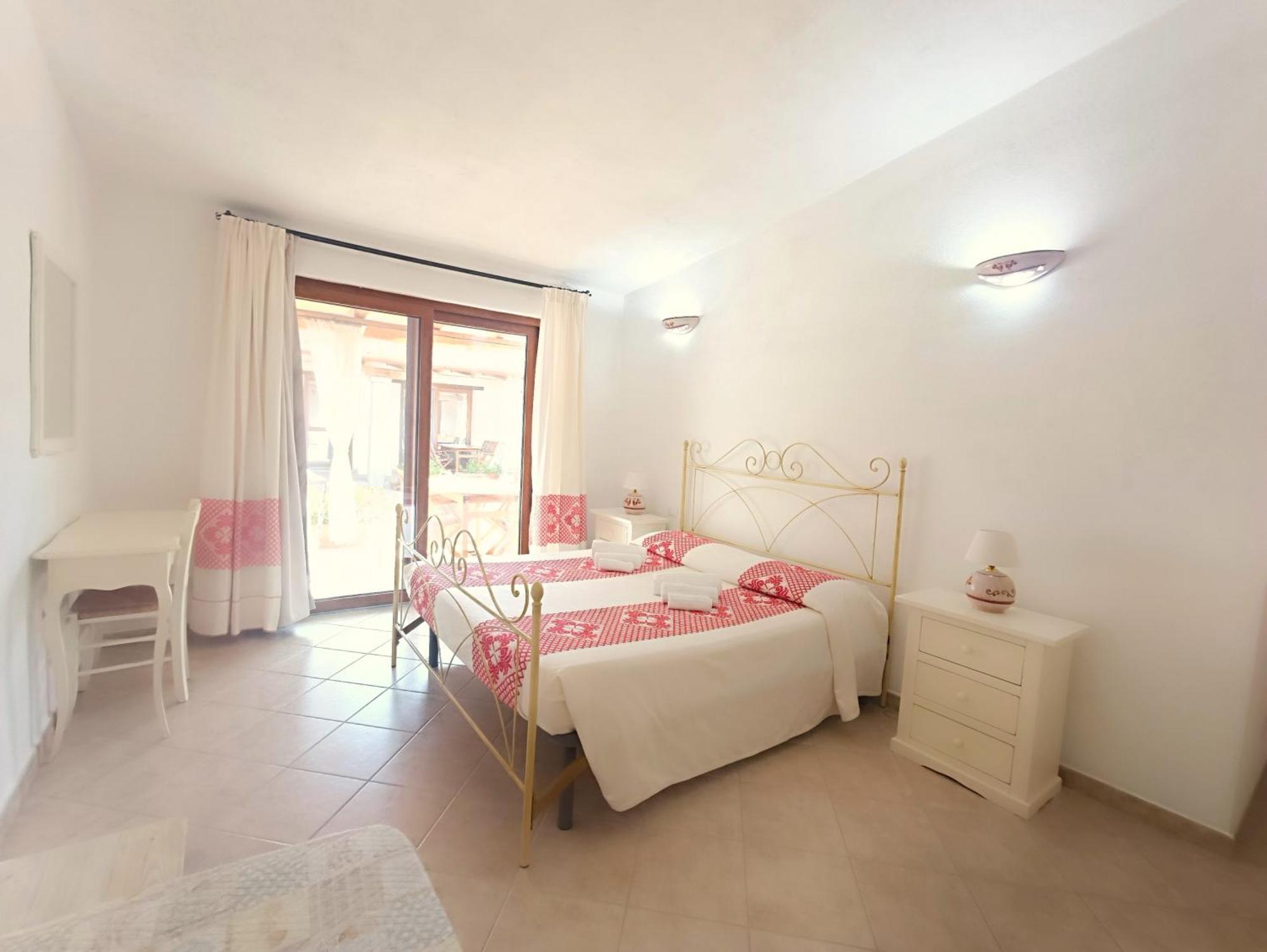 Case Vacanze Nioleo - Apartments And Pool Siniscola Zewnętrze zdjęcie