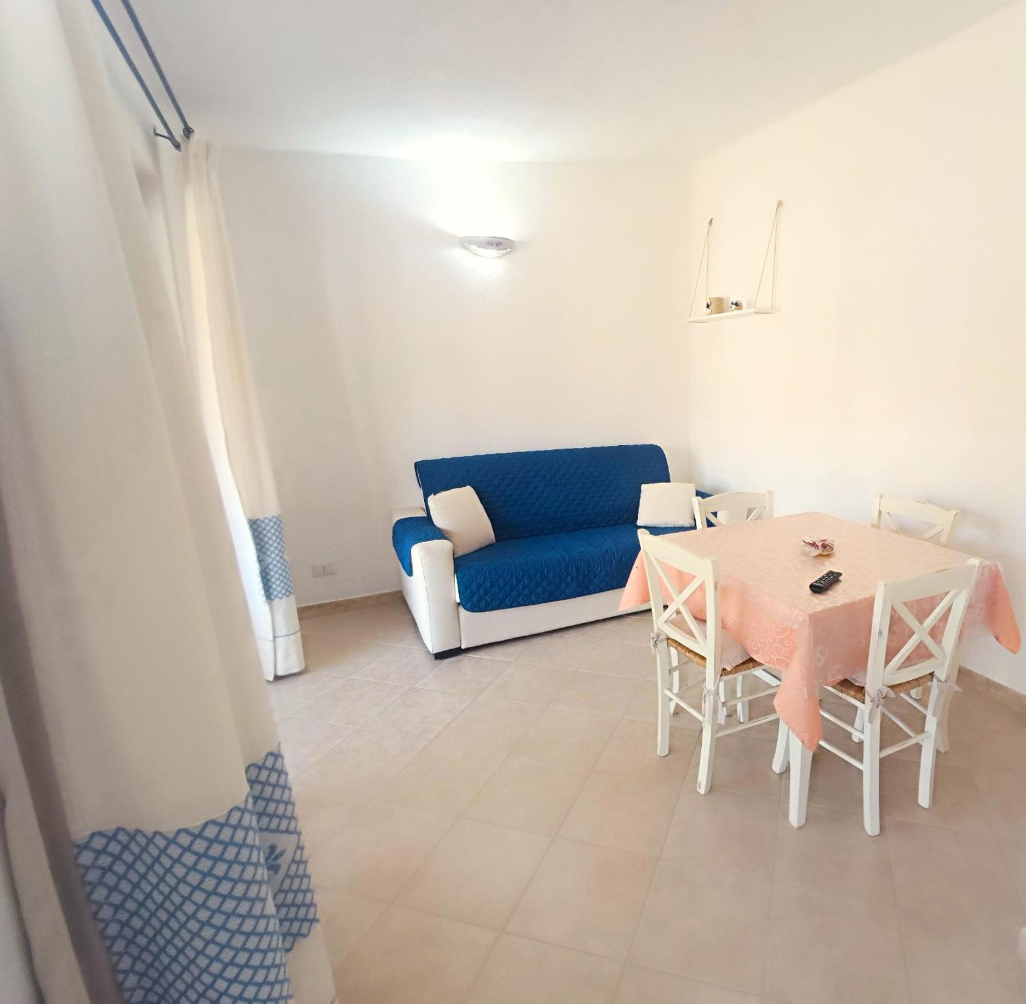 Case Vacanze Nioleo - Apartments And Pool Siniscola Zewnętrze zdjęcie