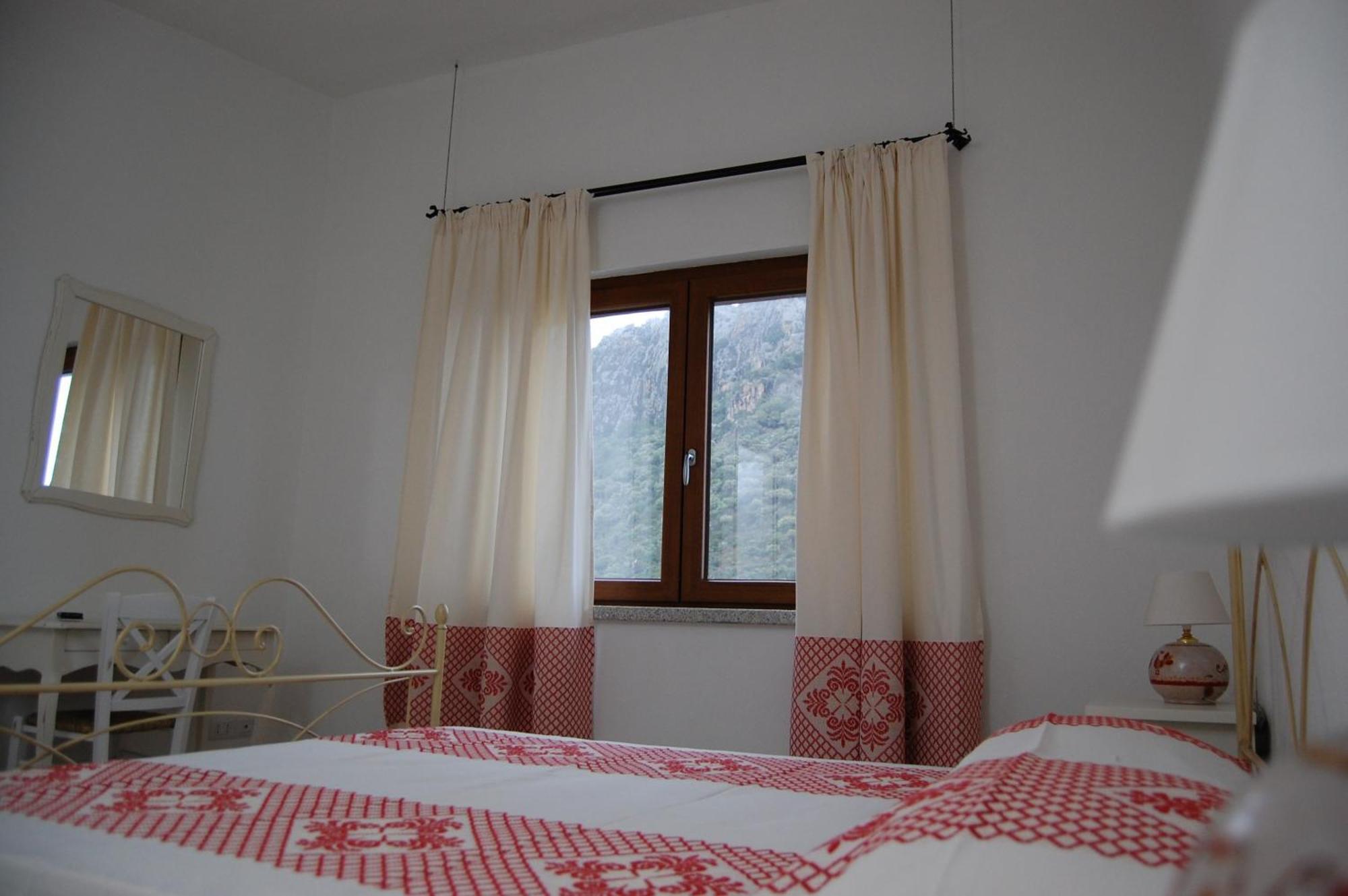 Case Vacanze Nioleo - Apartments And Pool Siniscola Zewnętrze zdjęcie