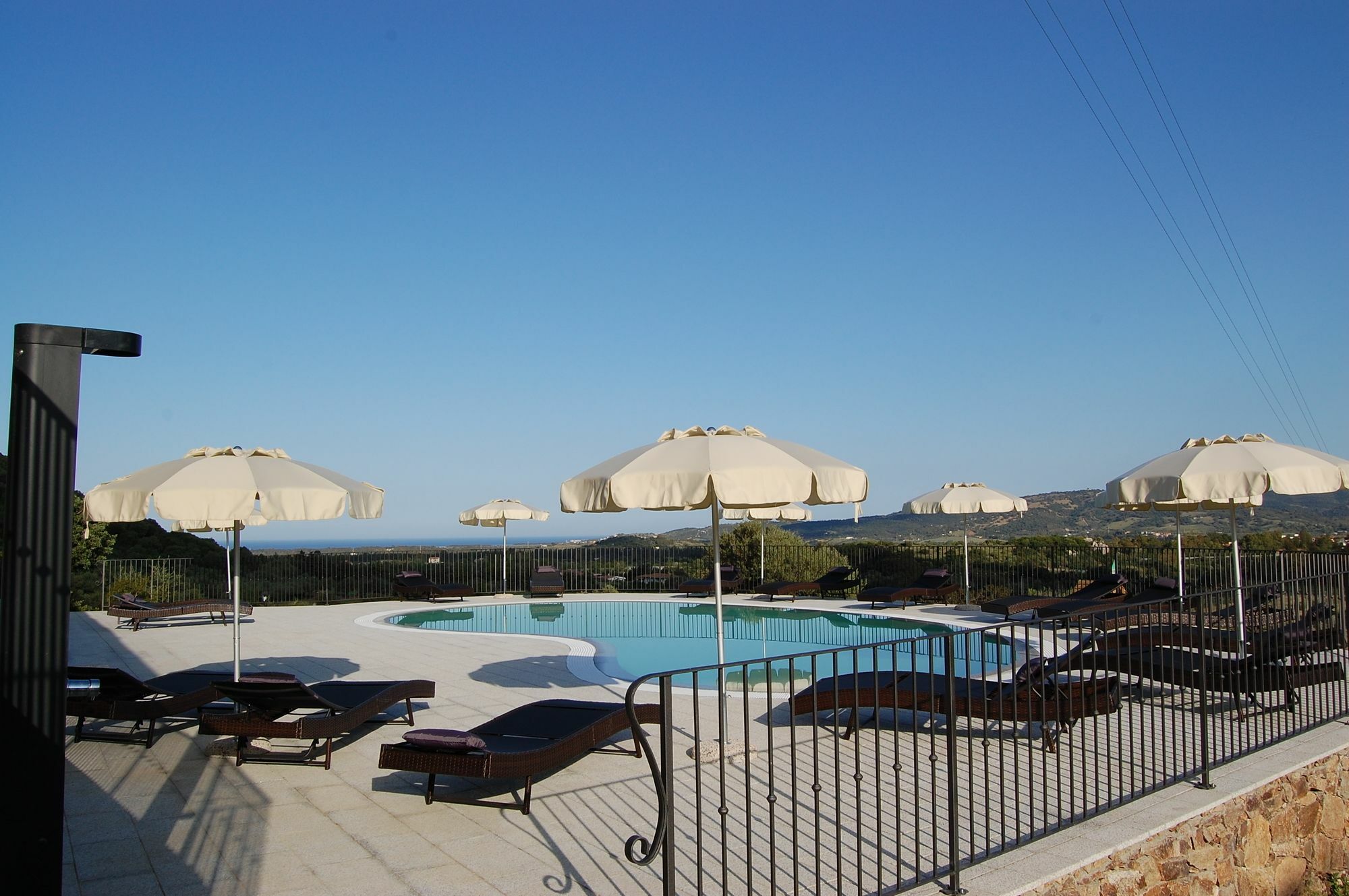 Case Vacanze Nioleo - Apartments And Pool Siniscola Zewnętrze zdjęcie